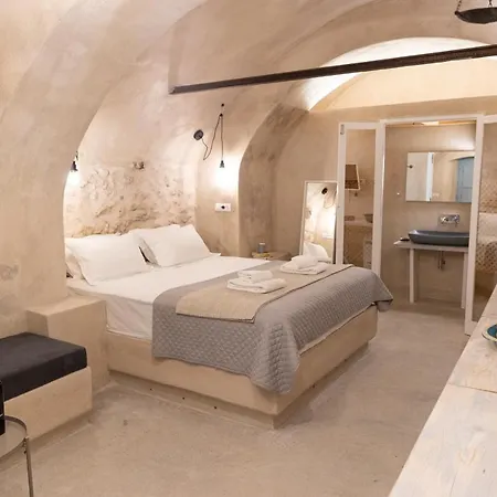 Oia'S Cellars Apartment Exterior photo