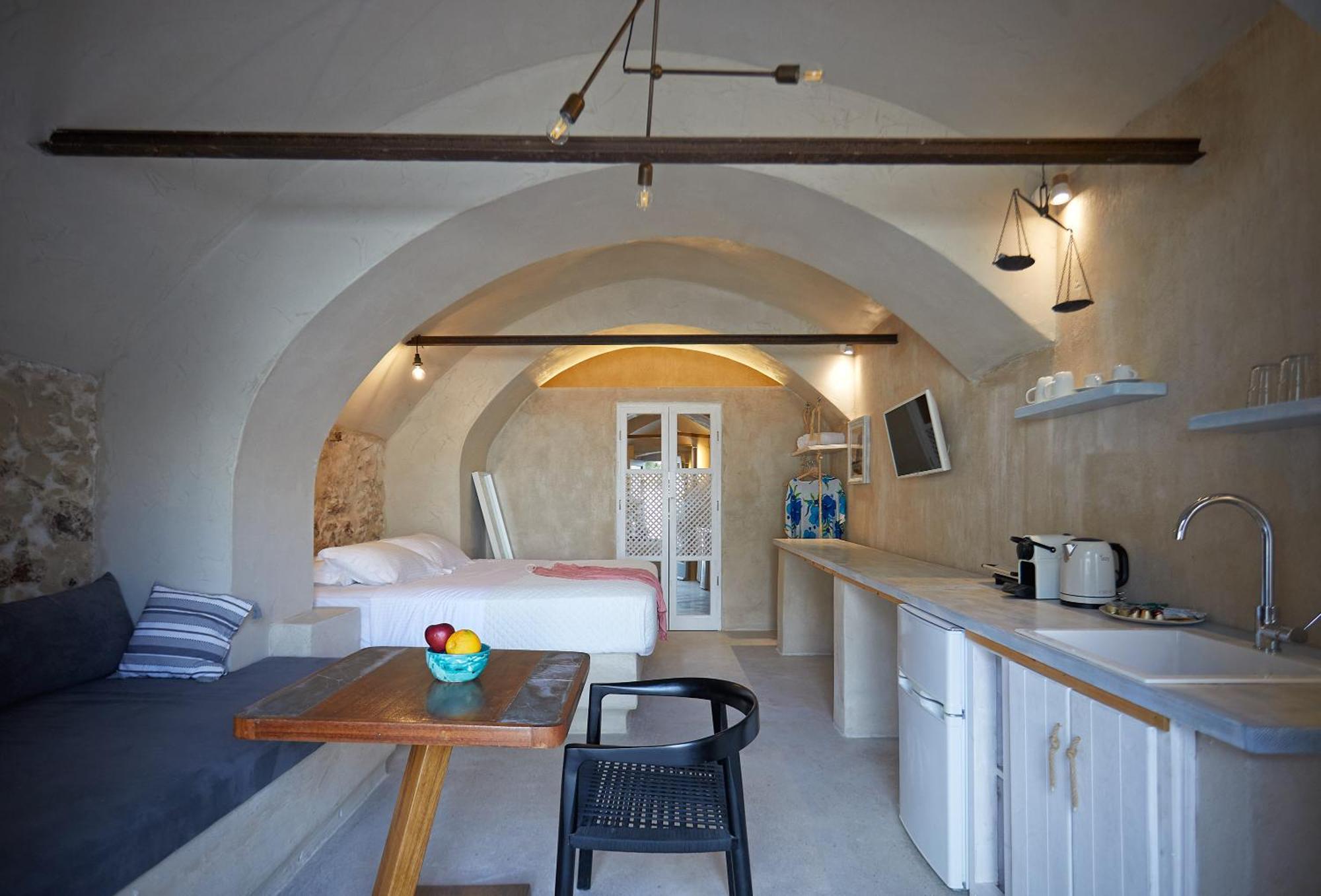 Апартаменты Oia's Cellars